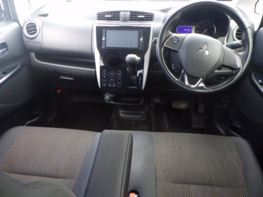 MITSUBISHI EK CUSTOM