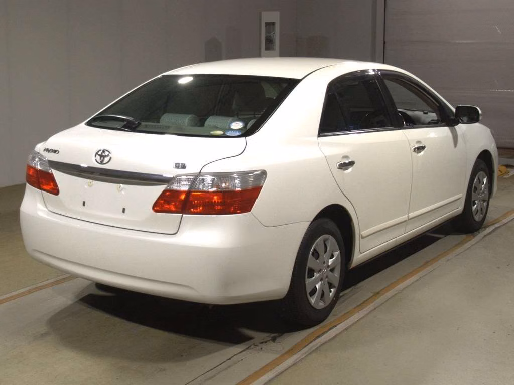 TOYOTA PREMIO