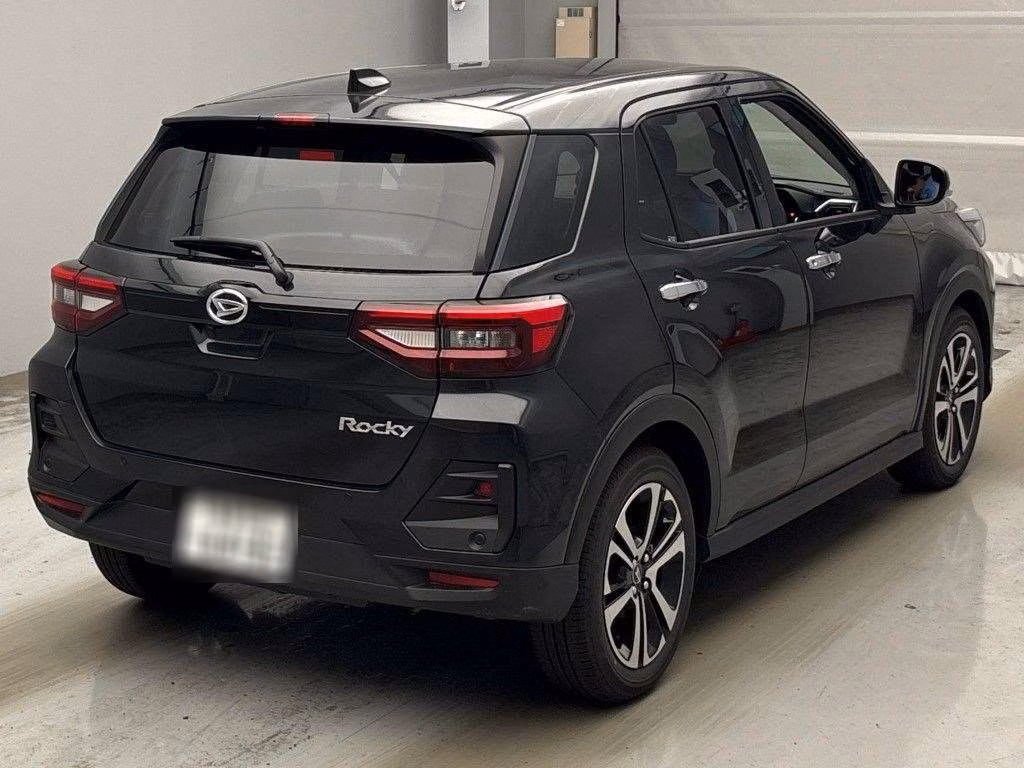 DAIHATSU ROCKY