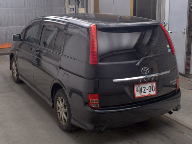 TOYOTA ISIS