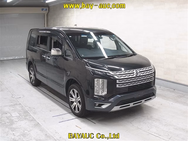 MITSUBISHI DELICA D:5