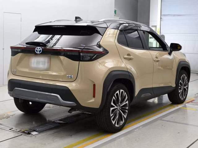 TOYOTA YARIS CROSS