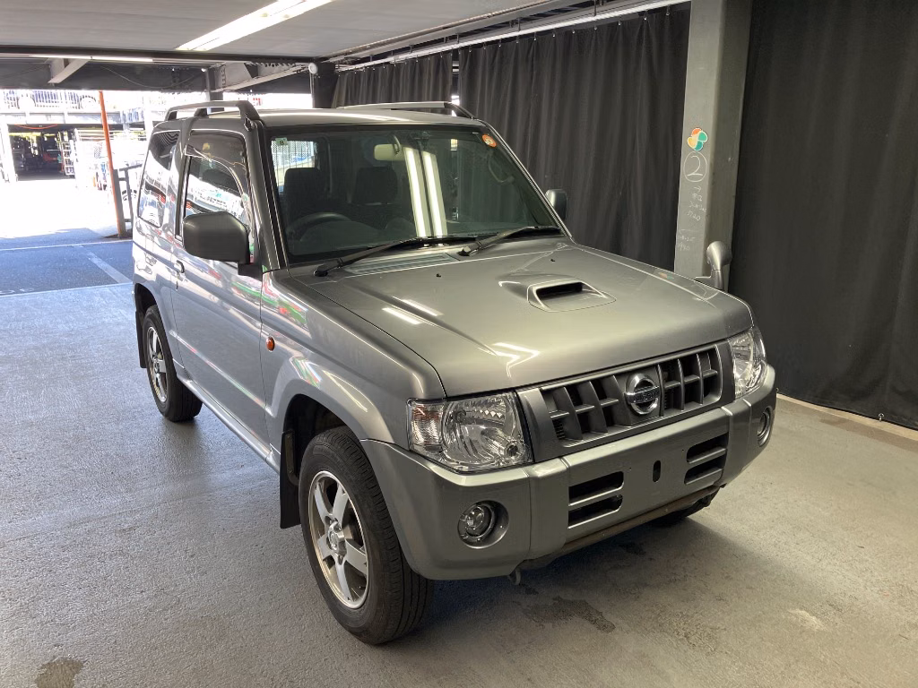 NISSAN KIX