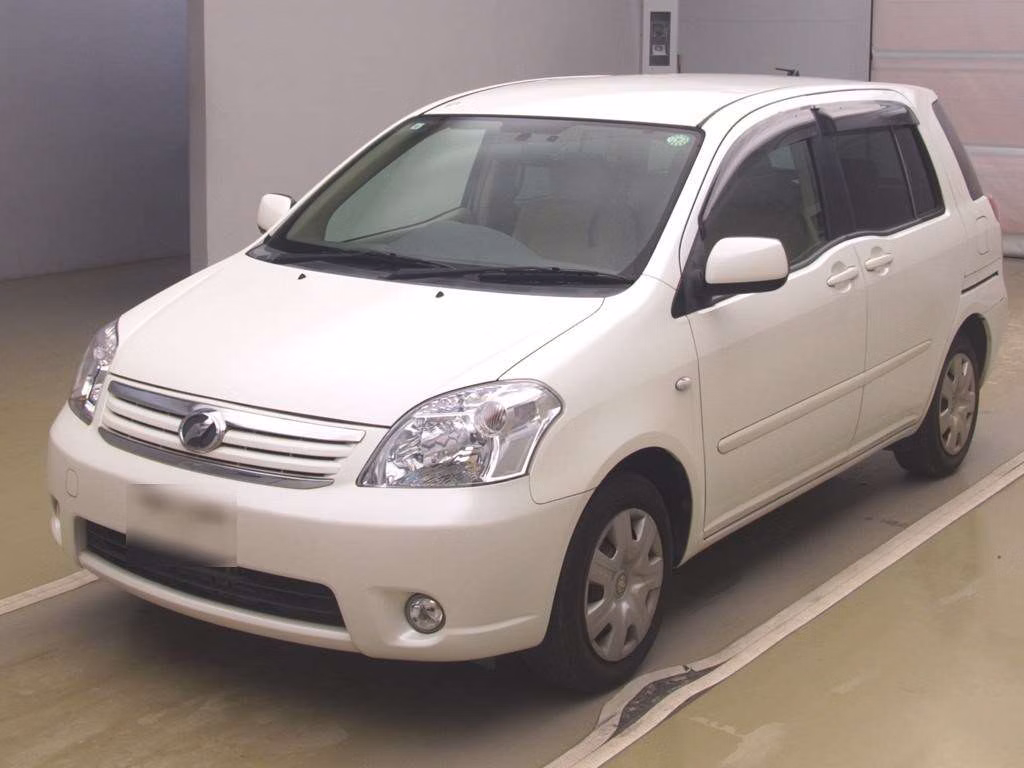 TOYOTA RAUM