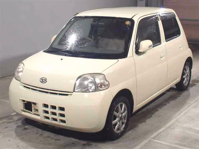 DAIHATSU ESSE