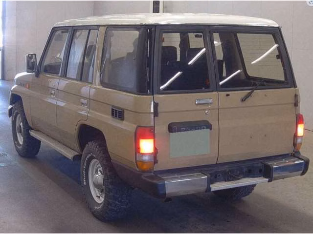 TOYOTA LAND CRUISER PRADO