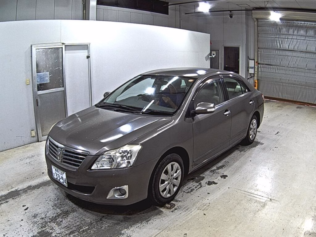 TOYOTA PREMIO