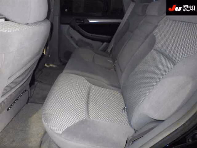 TOYOTA HILUX SURF