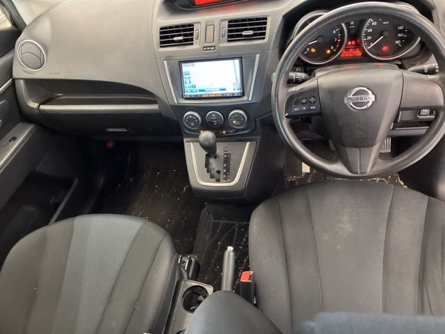NISSAN LAFESTA