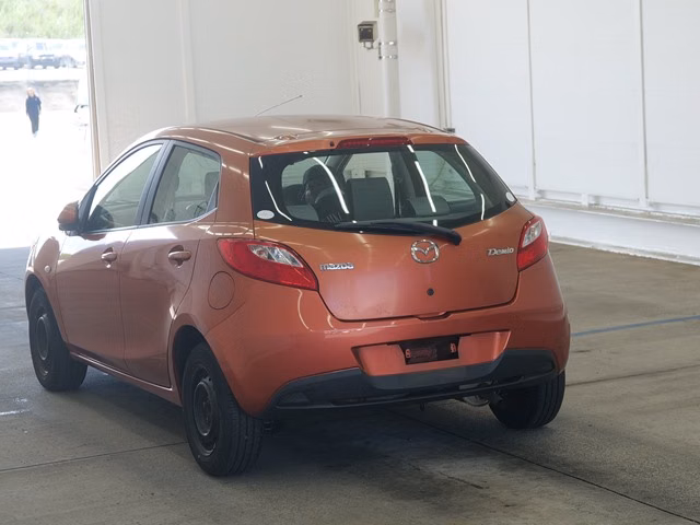 MAZDA DEMIO