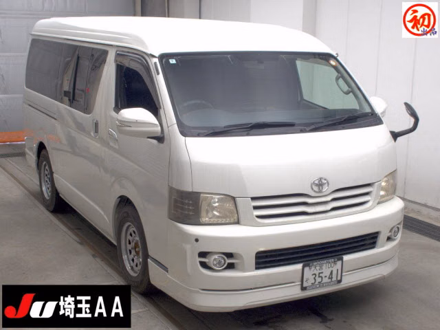 TOYOTA REGIUS ACE