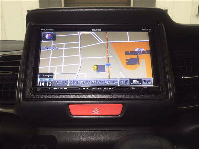 HONDA N-BOX SLASH