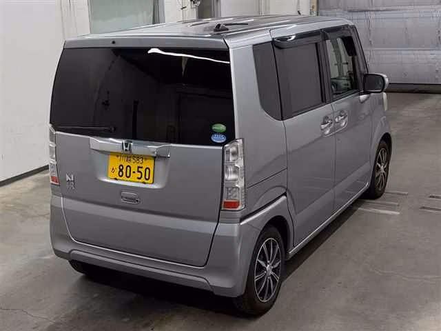 HONDA N-BOX