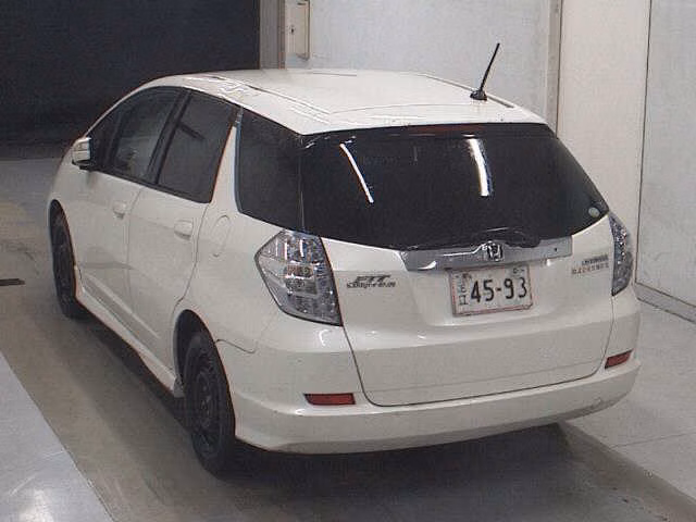 HONDA FIT SHUTTLE