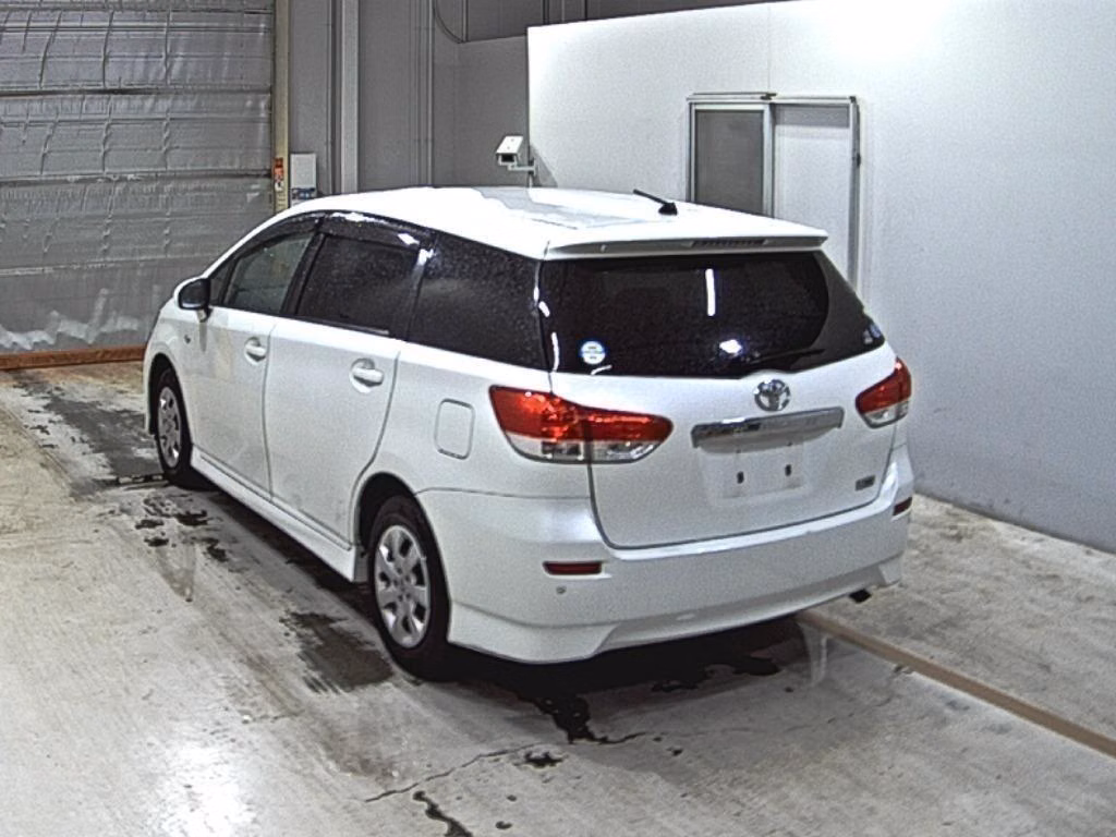 TOYOTA WISH