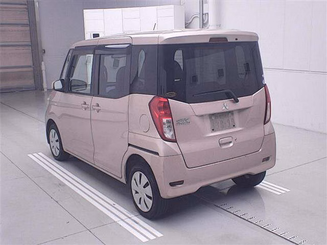 MITSUBISHI EK SPACE