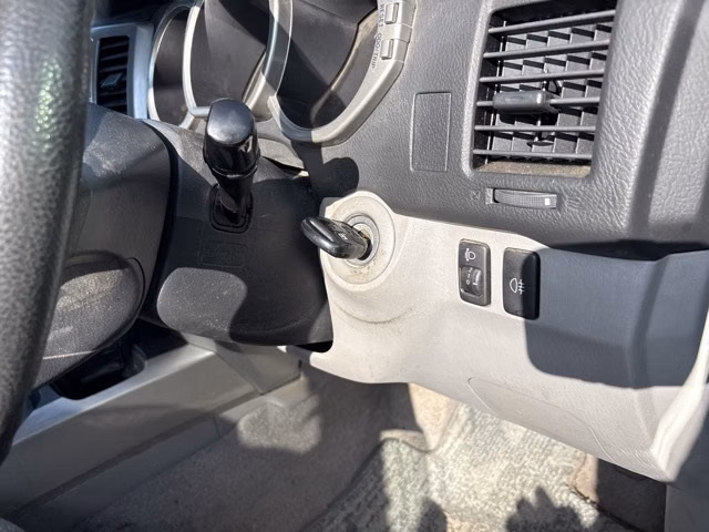 TOYOTA HILUX SURF
