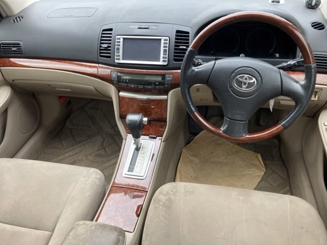 TOYOTA PREMIO