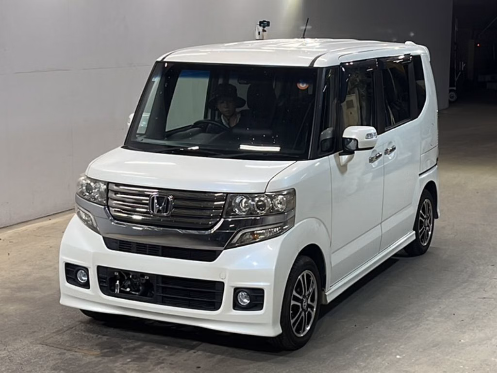 HONDA N-BOX