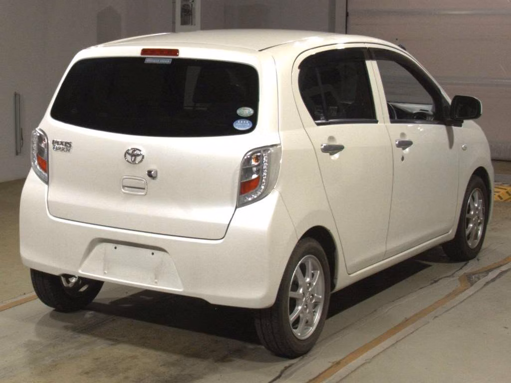 TOYOTA PIXIS EPOCH