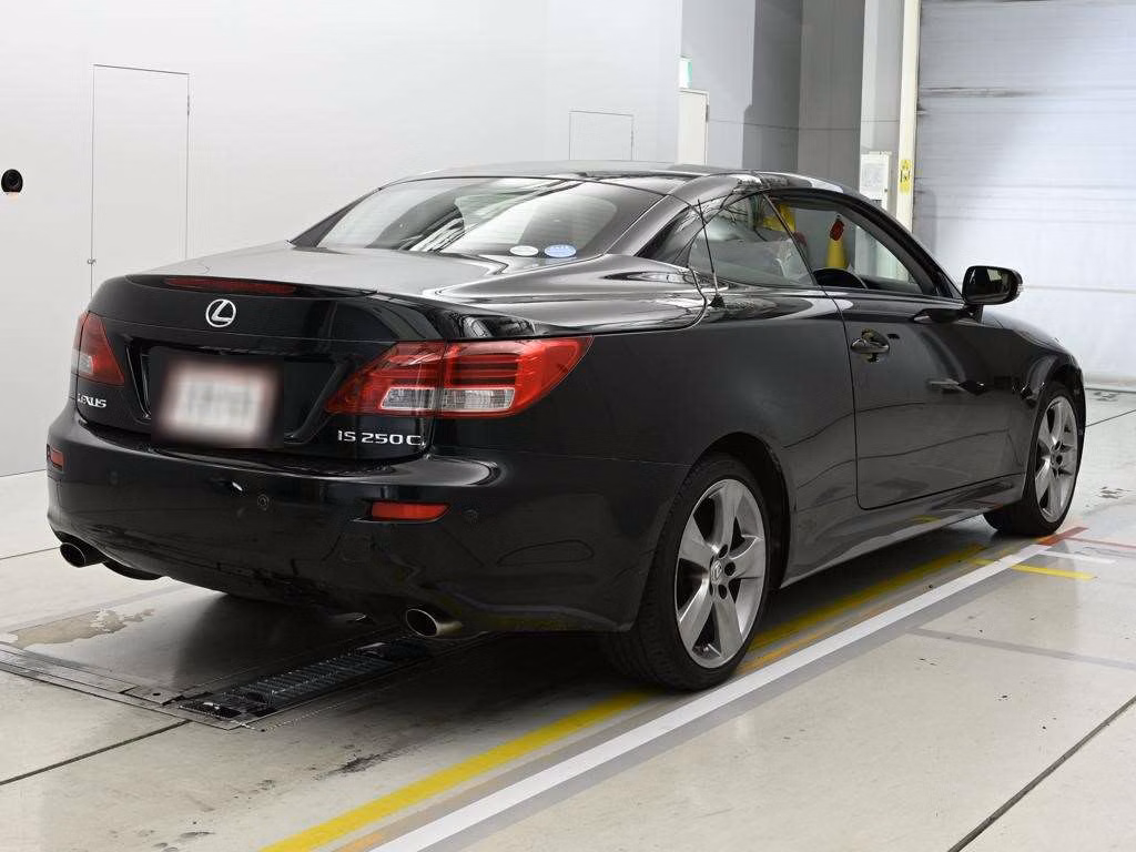 LEXUS IS250