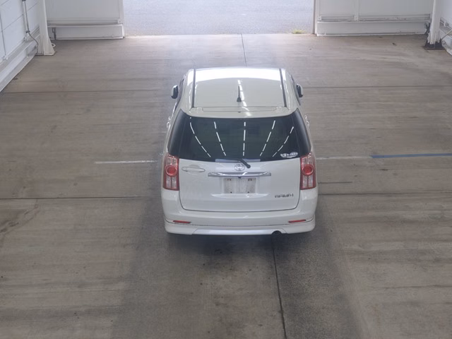 TOYOTA RAUM