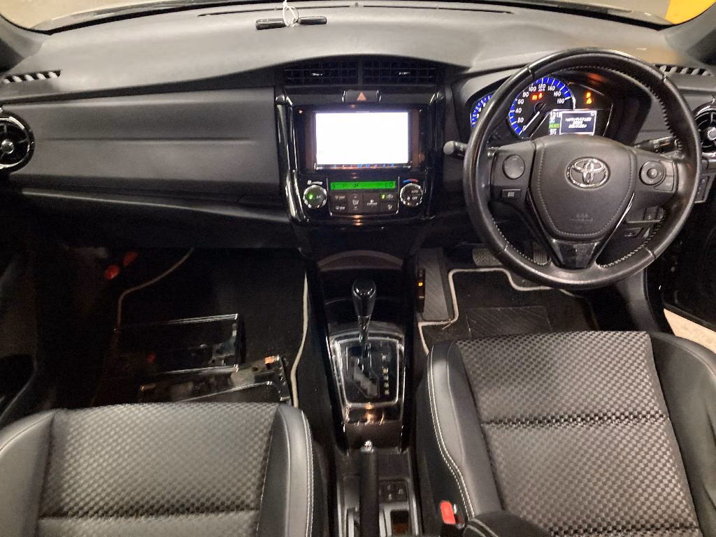 TOYOTA COROLLA FIELDER