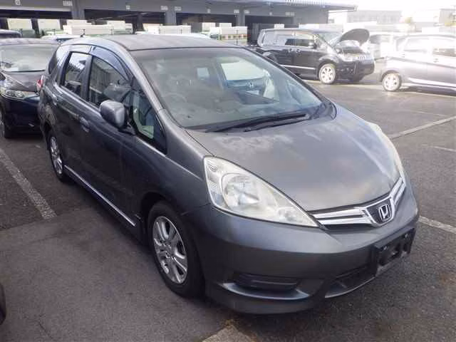 HONDA FIT SHUTTLE