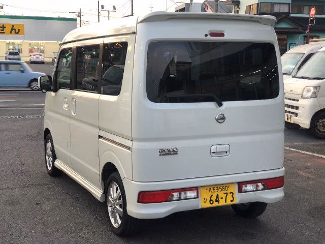 NISSAN NV100 CLIPPER