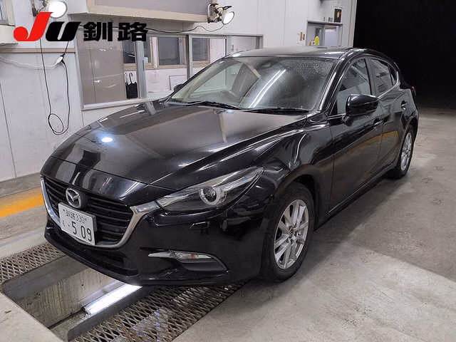 MAZDA AXELA
