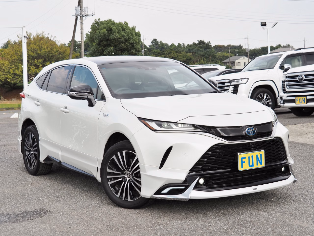TOYOTA HARRIER