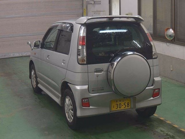 DAIHATSU TERIOS KID