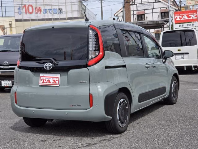 TOYOTA SIENTA