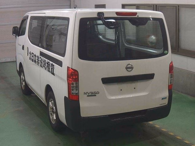 NISSAN NV350 CARAVAN
