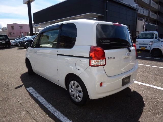 TOYOTA PORTE