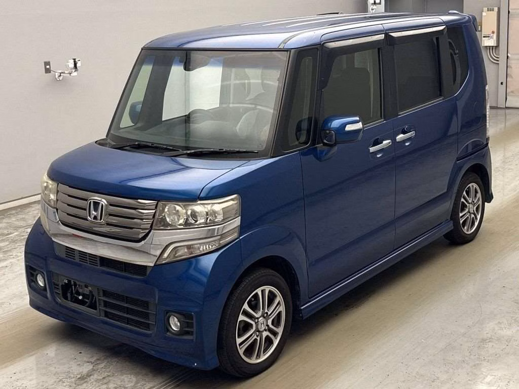 HONDA N-BOX