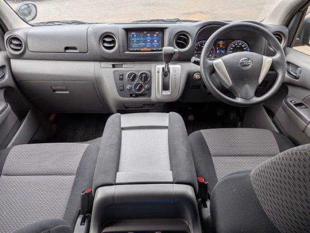 NISSAN NV350 CARAVAN