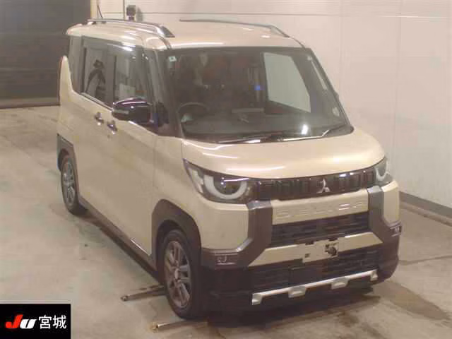 MITSUBISHI DELICA MINI