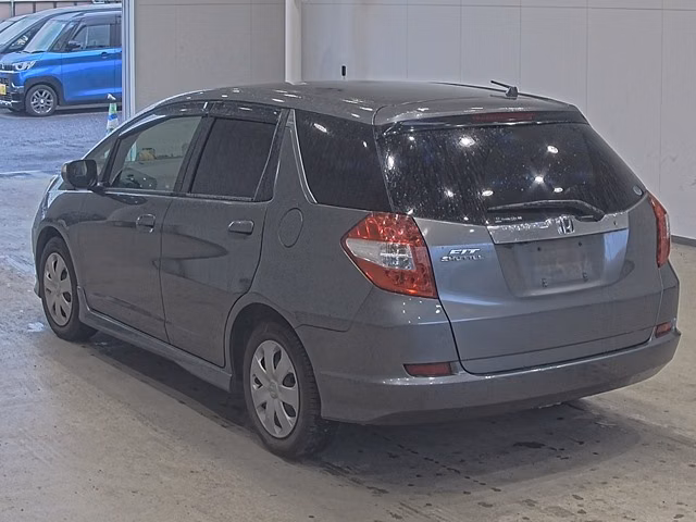 HONDA FIT SHUTTLE