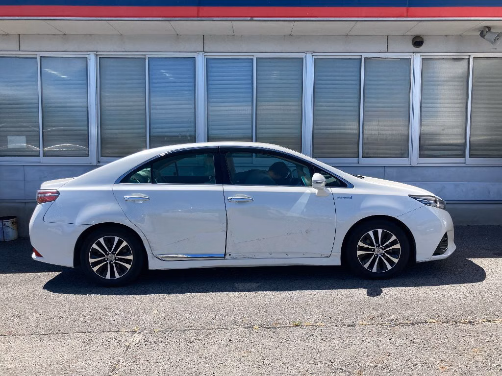 TOYOTA SAI