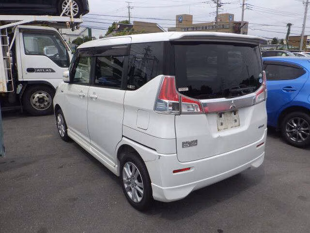 MITSUBISHI DELICA D:2