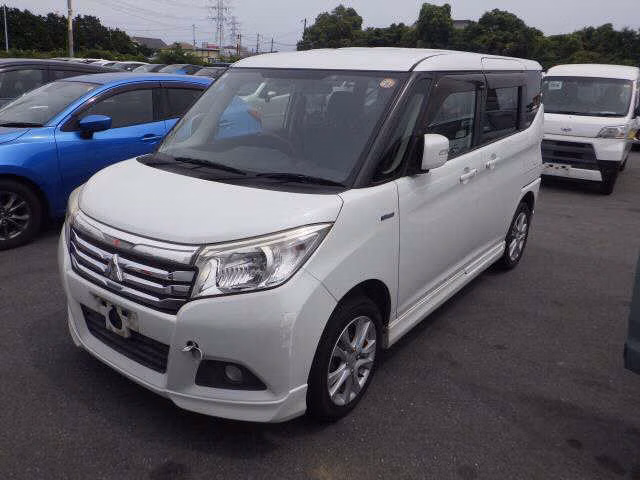 MITSUBISHI DELICA D:2