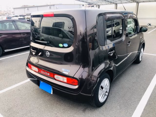 NISSAN CUBE