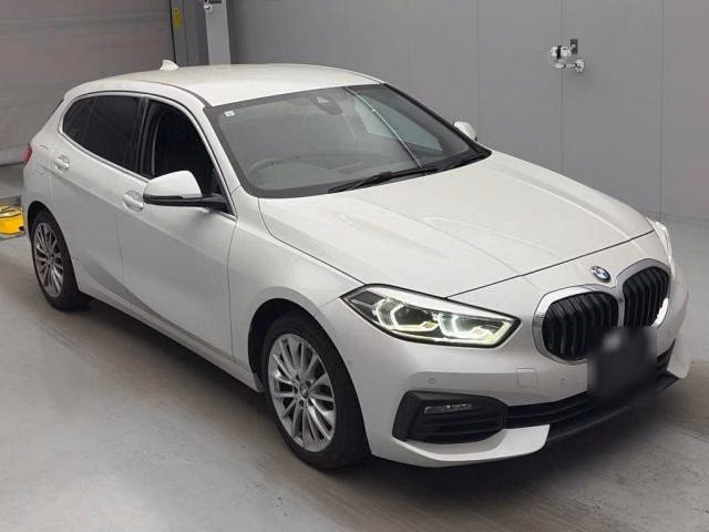 BMW 1-SERIES
