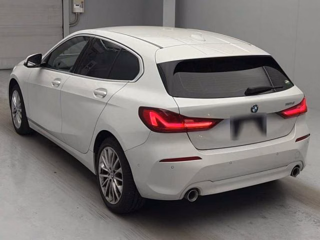 BMW 1-SERIES