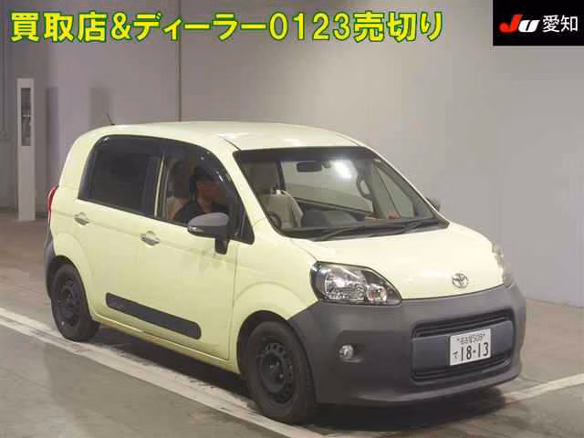 TOYOTA PORTE