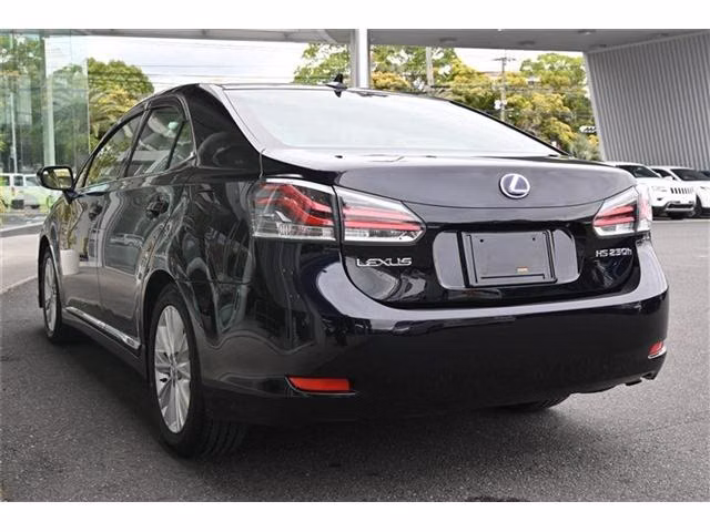 Lexus HS250h