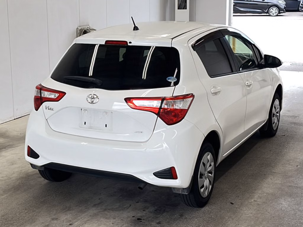TOYOTA VITZ