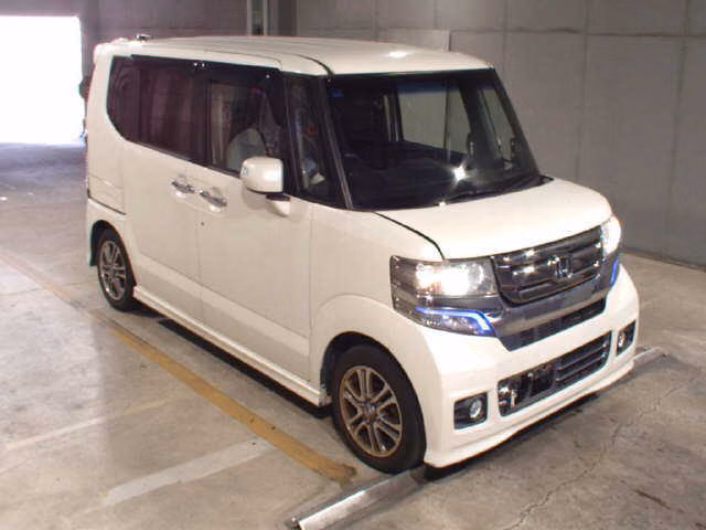HONDA N-BOX