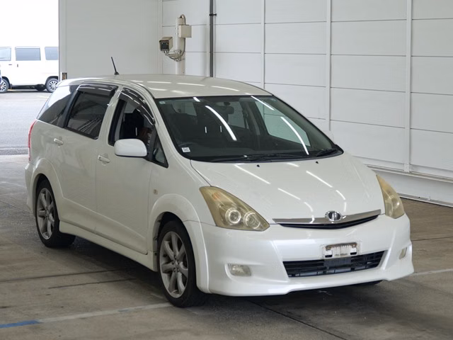 TOYOTA WISH